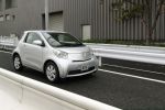 Toyota IQ EV - Front Ansicht von vorne silber