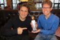 Alessandro Zanardi erhält seinen Preis aus den Händen von MST-Redakteur Ziegler