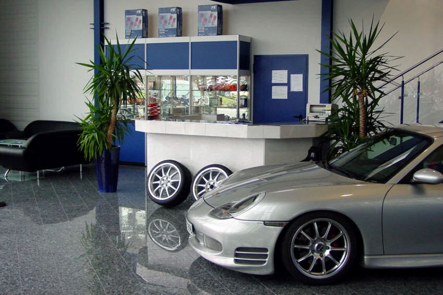 FK Automotive gibt Gas Neuer mit großem Spezialrabatt Speed Heads