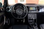 VW Volkswagen Beetle 1.6 TDI 1.2 TSI Downsizing Interieur Innenraum Cockpit