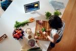 KI für Zuhause: Amazon Alexa+ steuert Geräte und plant den Alltag per Sprache.