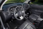 Jeep Compass Offroad Allrad 2.2 CDI Diesel 2.4 Benziner Kompakt SUV Interieur Innenraum Cockpit