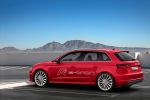 Audi A3 e-tron Kompakt Plug-in-Hybrid 1.4 TFSI Benziner Elektromotor MMI Touchscreen Lithium Ionen Batterie Boosten Segeln Heck Seite Ansicht