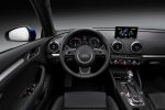 Audi A3 Sportback g-tron E-Gas CNG Erdgas 1.4 TFSI Interieur Innenraum Cockpit