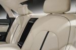 Audi A8 L W12 quattro Exclusive Concept Langversion Allrad 6.3 FSI Innenraum Interieur Fond Sitze