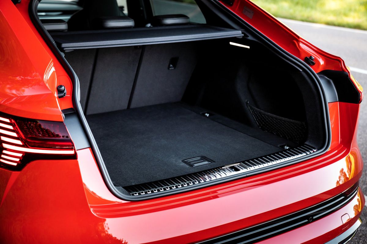 Audi etron S Sportback Test Die neue Version mit 3 Motoren Speed Heads