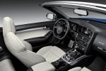 Audi RS5 Cabrio 4.2 FSI quattro V8 Siebengang S Tronic Allrad Kronenrad Mittendifferenzial MMI Drive Select Cruise Control Side Assist Interieur Innenraum Cockpit