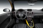 Audi S1 quattro 2.0 TFSI Vierzylinder Turbo Allrad A1 Audi Drive Select Interieur Innenraum Cockpit