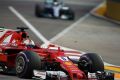Sebastian Vettel holt sich trotz Mauerkuss die Pole-Position - Hamilton nur Fünfter