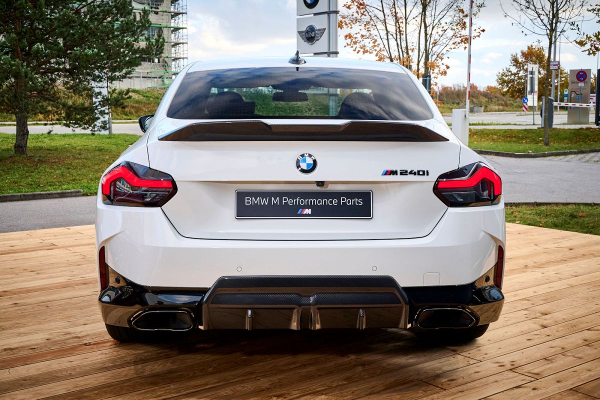 BMW 2er Coupé (2022) bereits von Manhart aufgepumpt