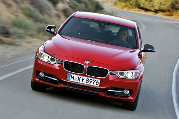 Mittelklasse-Erlkönig: 2012 kommt der BMW 3er (F30) - AUTO BILD