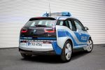 BMW i3 Polizei Elektroauto Elektromotor E-Maschine München Bayern Connected Rescue Signalanlage RTK 7 Anhalte Flash Yelp Anhaltesignal Druckkammerlautsprecher Heck Seite