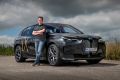 Mit welchen Eigenschaften der BMW iX besonders zu beeindrucken weiß und ob dieser Elektro-SUV beim Fahren überzeugt, testet Christian Brinkmann.