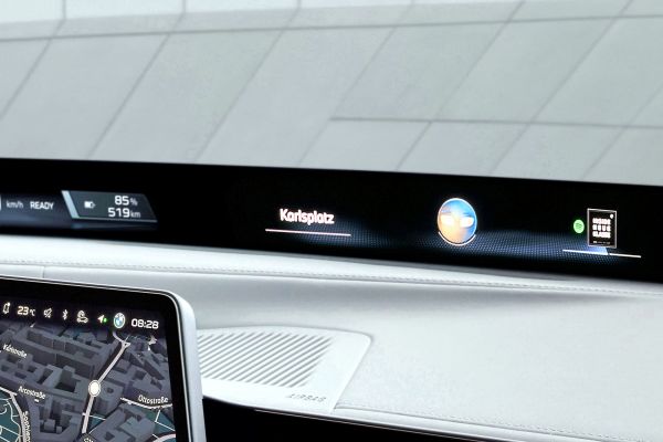 KI-Upgrade im Cockpit: BMW nutzt die neue Alexa+ Technologie für eine völlig neue Form der Sprachsteuerung.