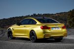 BMW M4 Coupe 2014 Performance Sportwagen Sportler 3.0 TwinPower Turbo Reihensechszylinder Air Curtain Air Breather Carbon Drivers Package Launch Control Smokey Burnout Stability Clutch Control DSC Laptimer App Driving Assistant Plus Connected Drive Heck Seite
