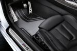 BMW M6 M Performance Coupe 6er 4.4 V8 TwinPower Turbo Biturbo Akrapovic Aerodynamik Carbon Interieur Innenraum Cockpit