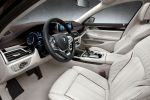 BMW M760Li xDrive Excellence 7er G12 Allrad V12 TwinPower Turbo Steptronic Sportgetriebe Luxus Limousine Interieur Innenraum Cockpit