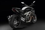 Ducati Diavel AMG Special Edition Motorrad Bike Performance Heck Seite Ansicht
