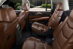 Cadillac Escalade 2015 Luxus SUV 6.2 V8 Magnetic Ride Control CUE Cadillac User Experience Safety Alert Seat Interieur Innenraum Cockpit Fond