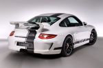 Magnat Audio Car HiFi Porsche 911 997 GT3 3.8 Sechszylinder Saugmotor OZ HLT CT Downfire Subwoofer Selection Black Core 5 Kanal Verstärker Heck Seite Ansicht