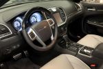 Chrysler 300 Luxury 5.7 V8 HEMI Mopar True Blue Pearl Katzkin Interieur Innenraum Cockpit