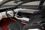 Nissan Ellure Concept Limousine Interieur Innenraum Cockpit Touchscreen