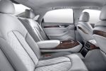 Audi A8 4,2 FSI Test - Innenraum Ansicht hinten Sitze Mittelkonsole
