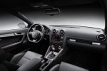 Audi RS3 Sportback Test - Innenraum Ansicht innen Cockpit Lenkrad Amaturenbrett Mittelkonsole