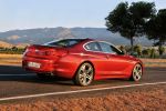 BMW 6er Coupe F13 640i 650i dritte 3. Generation EfficientDynamics TwinPower Turbo Dynamic Drive DSC CBC DBC Black Panel iDrive Night Vision Connected Drive Heck Seite Ansicht