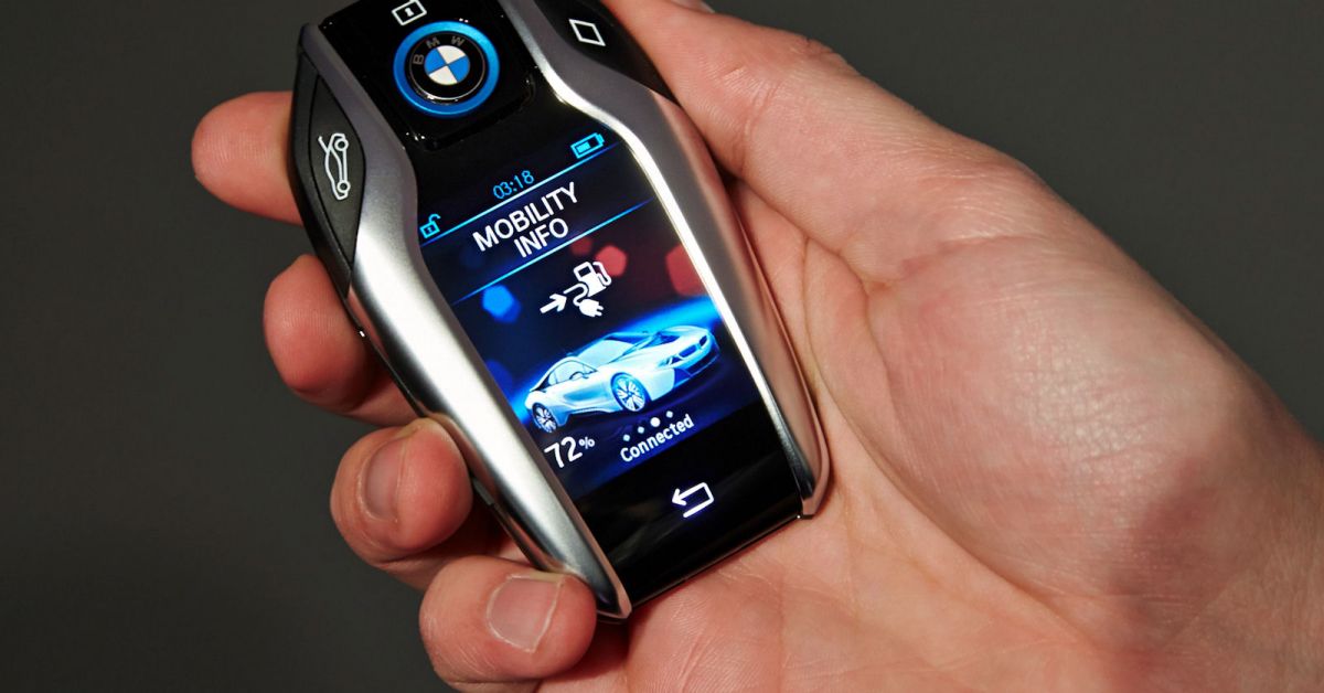 BMW Display-Schlüssel mit Touchscreen geht 2015 in Serie - Speed Heads