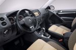 VW Volkswagen Tiguan Facelift 2011 Kompakt SUV Innenraum Interieur Cockpit