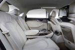 Audi A8 4,2 FSI Test - Innenraum Ansicht hinten Sitze Mittelkonsole Multimedia