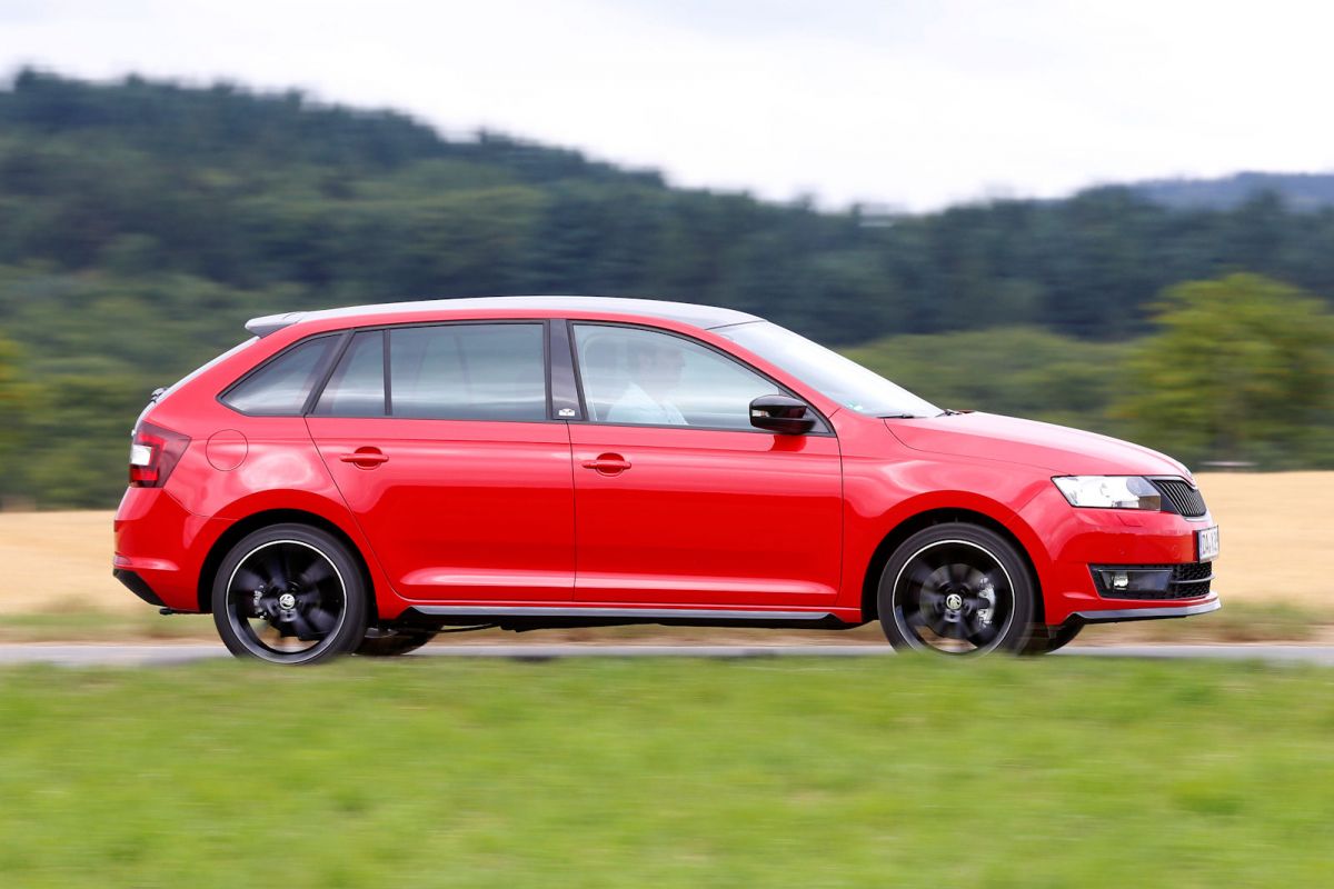 Skoda Rapid Spaceback Monte Carlo Test VolksSportler mit Akzent
