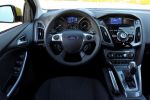 Ford Focus 1.0 EcoBoost Turbo ECOnetic sparsam Dreizylinder Interieur Innenraum Cockpit