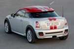 Mini Cooper S SD Coupe John Cooper Works Vierzylinder 1.6 Twin Scroll Turbolader 2.0 Turbo Diesel Minimalism DSC EPS EBD CBC EDLC DTC Cross Spoke Challenge Zweisitzer Visual Boost Connected Heck Seite Ansicht