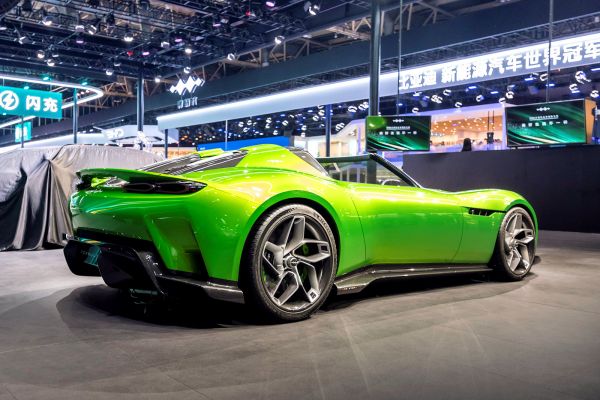 Weltpremiere in Peking: Der Fangchengbao Formula X (Denza).