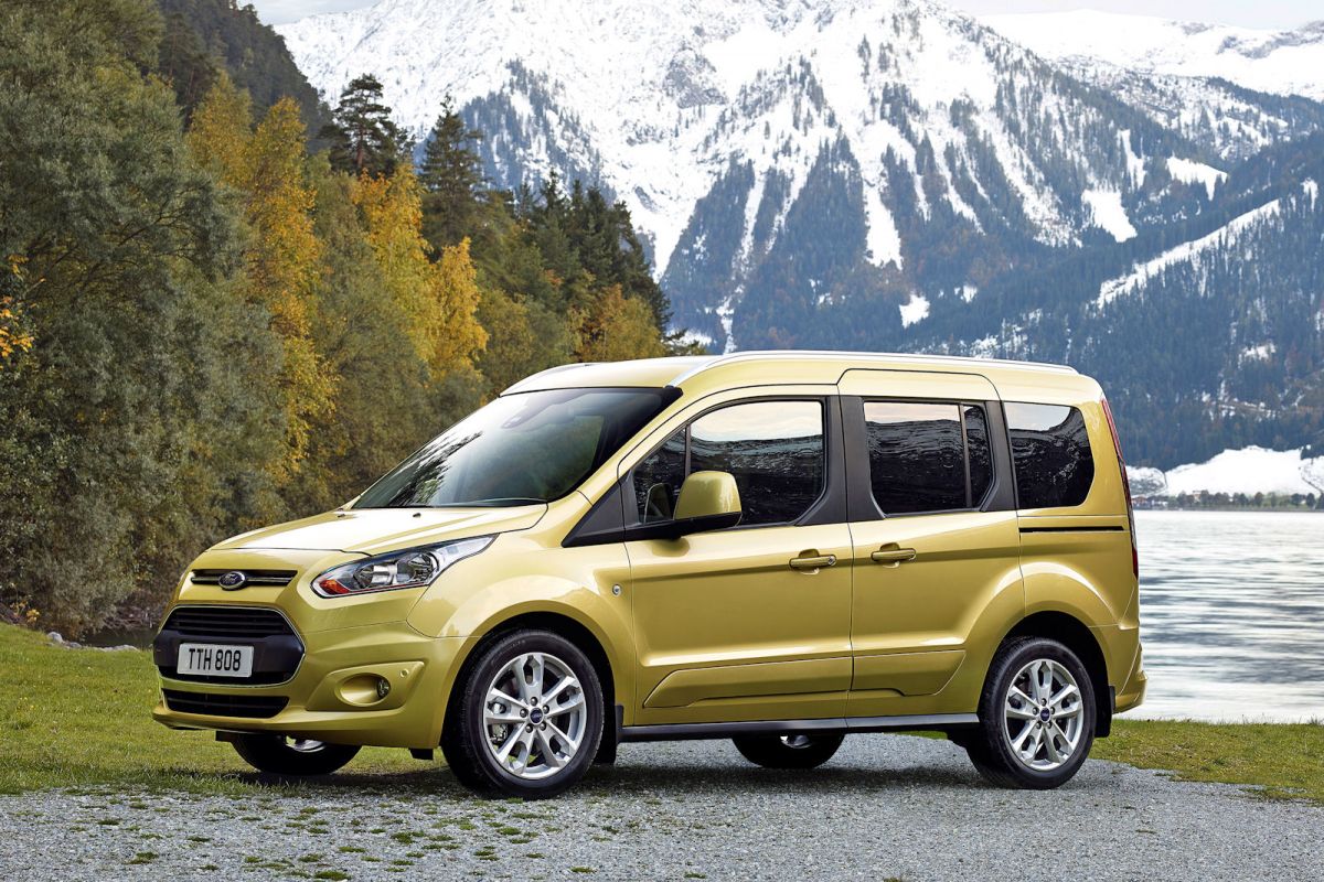 Ford tourneo trend