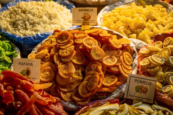 Gardasee im Winter: Der Weihnachtsmarkt von Bardolino