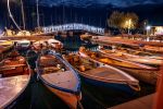 Gardasee im Winter: Die Weihnachtszeit am Hafen von Bardolino
