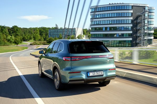 Geely E5