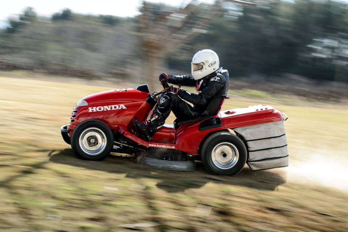 Honda racing mower