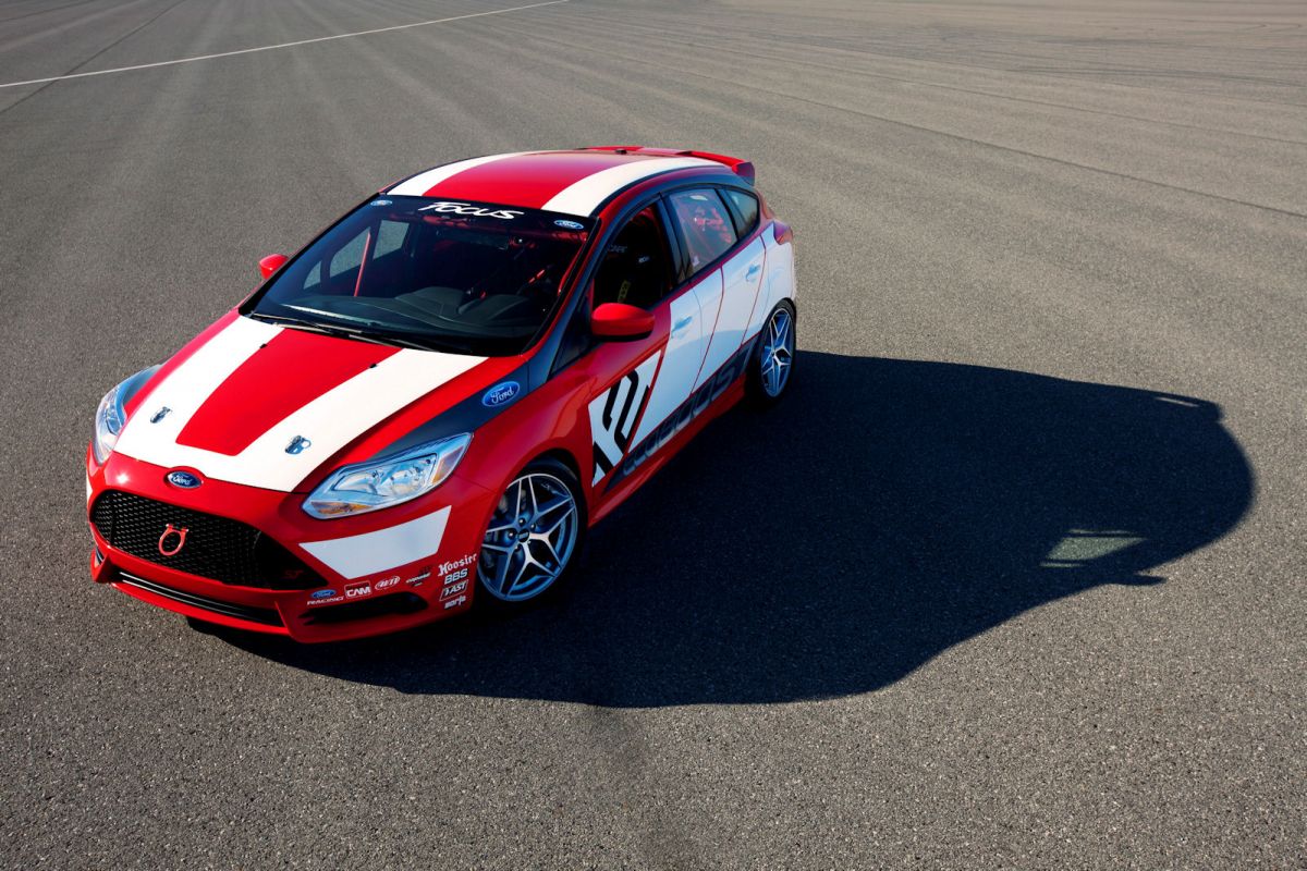 Ford Focus Race Car Concept: Der globale Touren-Rennwagen - Speed Heads