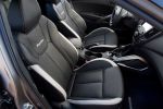 Hyundai Veloster Turbo - Innenraum leder Sitze ledersitze sportsitze schriftzug turbo stick
