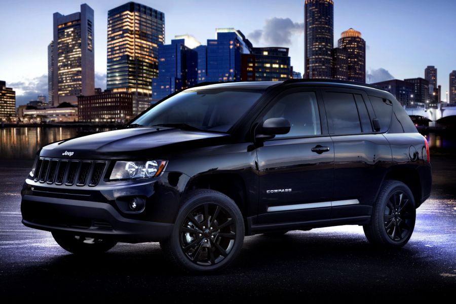 Jeep Compass Black Edition: Tief in Schwarz gehüllt - Speed Heads