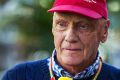 Kommt Niki Lauda bald ohne das gelbe Mikro in der Hand aus?