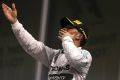 Lewis Hamilton dankt in der Stunde seines Triumphs Team, Familie und Fans