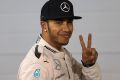 Lewis Hamilton hat für weitere drei Saisons bei Mercedes unterschrieben - bis 2018