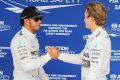 Lewis Hamilton und Nico Rosberg beim Handshake: So soll's wieder sein