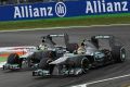 Lewis Hamilton und Nico Rosberg dürfen sich weiter über Updates freuen