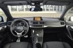 Lexus CT 200h Business Edition Geschäftsleute Gewerbetreibende Fuhrpark 2014 Vollhybrid Premium Kompaktklasse Luxus Elektromotor 1.8 Vierzylinder Interieur Innenraum Cockpit